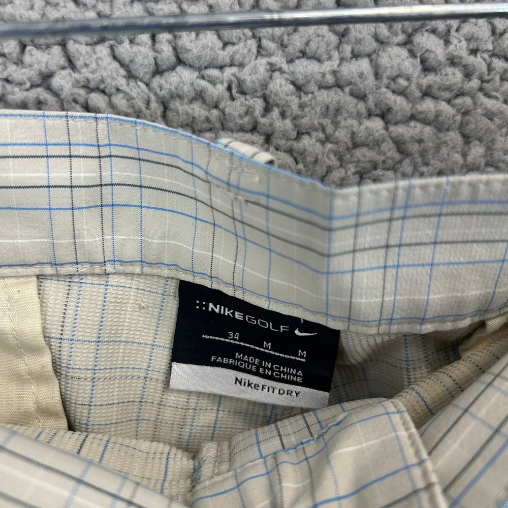 NIKE GOLF Shorts Men's Beige Plaid Size 34 FITDRY Stretch Performance - Picture 3 of 10